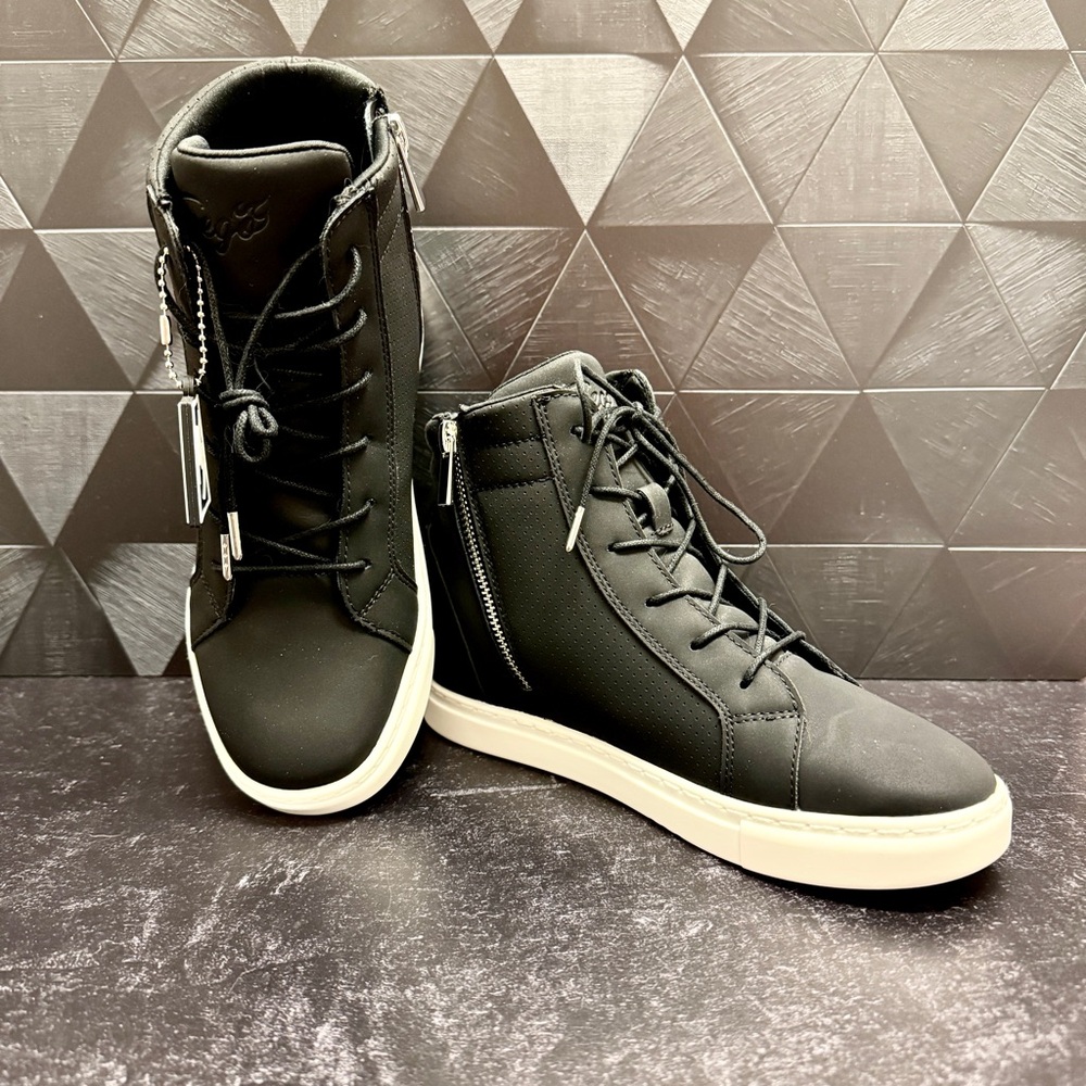 Fuego Dance Hidden Wedge Sneaker - Picture 12 of 14